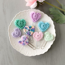 Load image into Gallery viewer, Crochet Heart Paperclip
