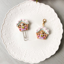 Load image into Gallery viewer, Gingerbread House Paperclip