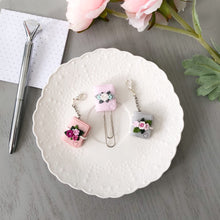 Load image into Gallery viewer, Floral Mini Planner