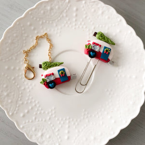 Merry and Bright Camper